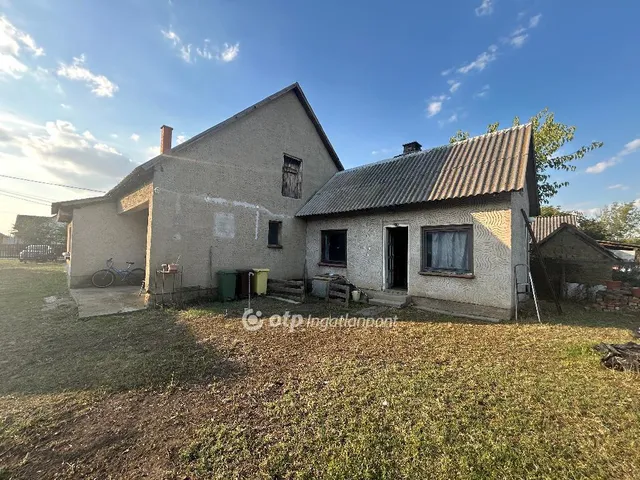Eladó ház Nádudvar 90 nm