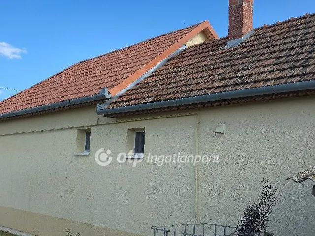 Eladó ház Téglás 66 nm