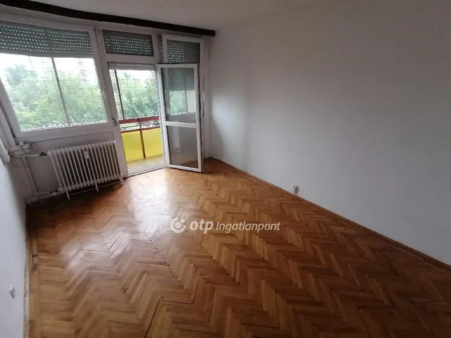 Eladó lakás Debrecen, Vénkert 71 nm