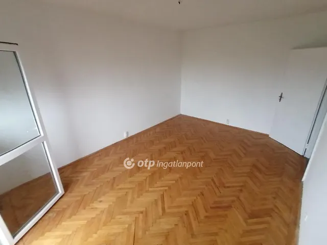 Eladó lakás Debrecen, Vénkert 71 nm