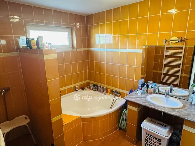 Eladó ház Mikepércs 125 nm