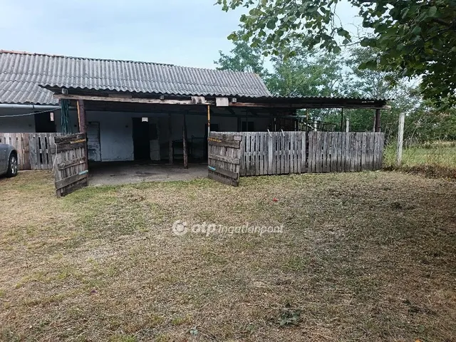 Eladó ház Kaba 100 nm