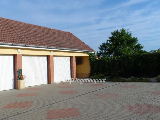 Eladó ház Bocskaikert 185 nm