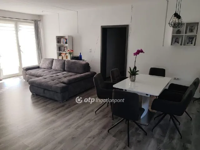 Eladó ház Hajdúnánás 180 nm