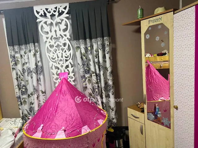 Eladó ház Zsáka 95 nm