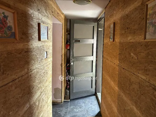 Eladó ház Zsáka 44 nm