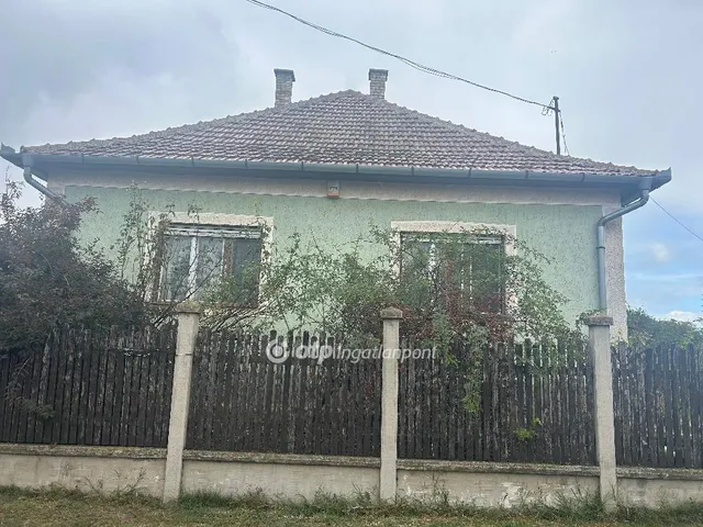 Eladó ház Konyár 71 nm