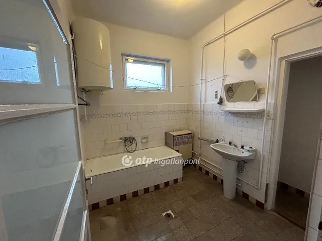 Eladó ház Konyár 71 nm