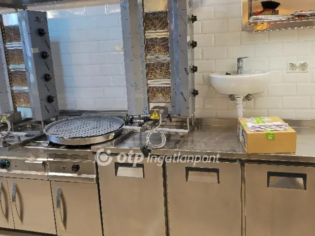 Eladó kereskedelmi és ipari ingatlan Hajdúböszörmény 80 nm