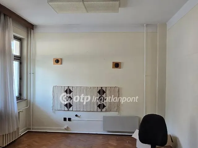 Eladó kereskedelmi és ipari ingatlan Létavértes 596 nm