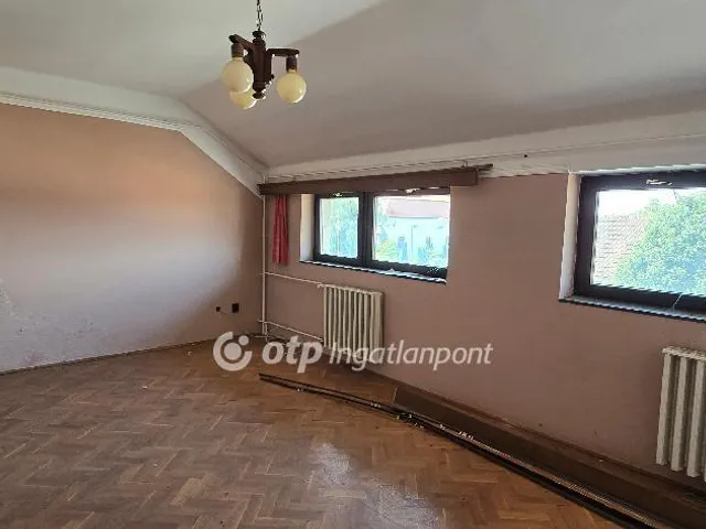 Eladó kereskedelmi és ipari ingatlan Létavértes 596 nm