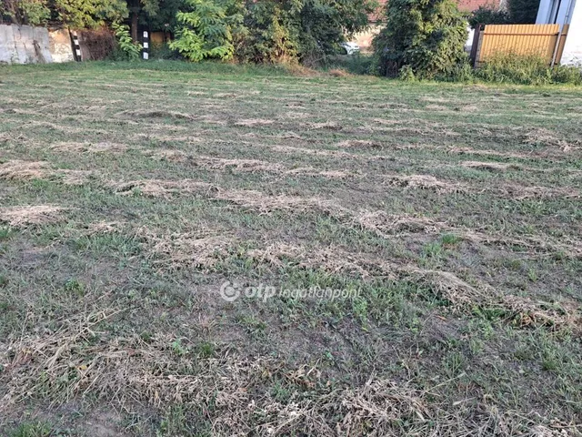 Eladó telek Hajdúböszörmény 903 nm