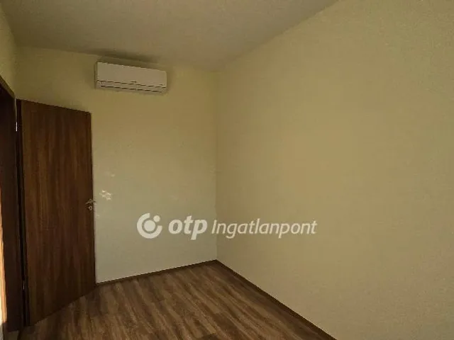 Eladó ház Debrecen, Pércsikert 153 nm