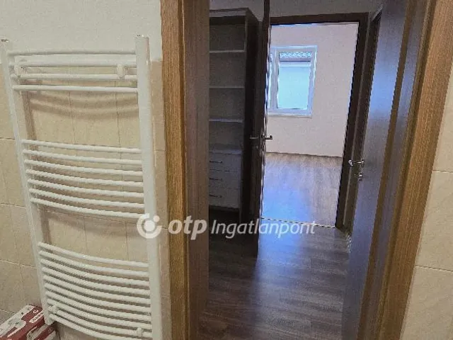 Eladó ház Debrecen, Pércsikert 153 nm