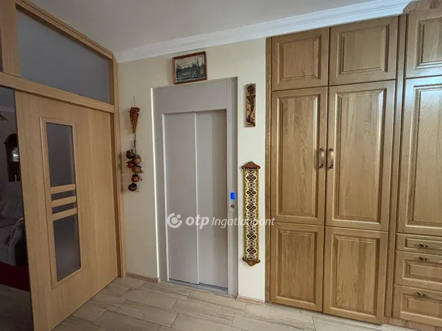 Eladó ház Hajdúböszörmény 284 nm