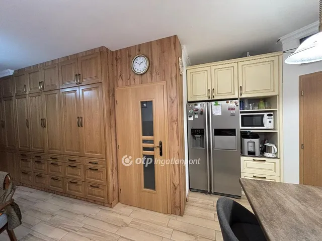 Eladó ház Hajdúböszörmény 284 nm