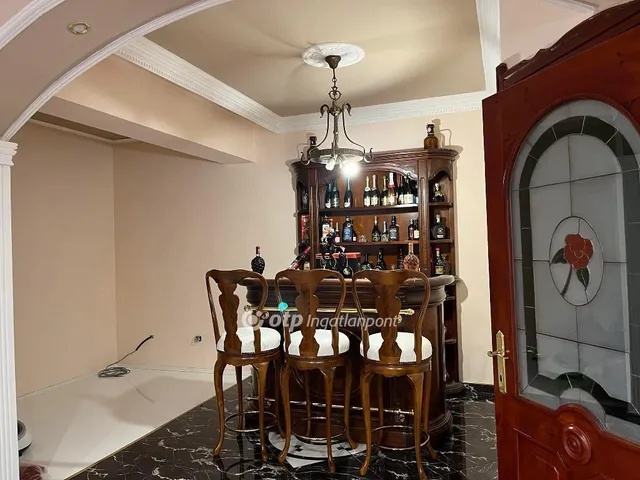 Eladó ház Hosszúpályi 300 nm