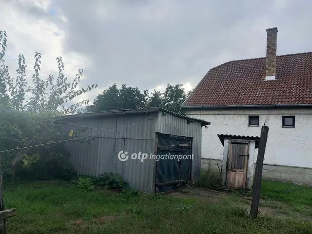 Eladó ház Mikepércs 70 nm