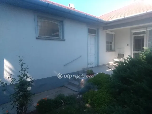 Eladó ház Derecske 87 nm