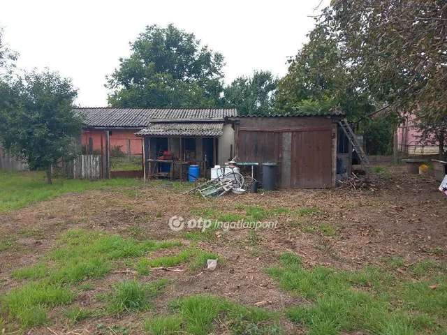 Eladó ház Mikepércs 67 nm