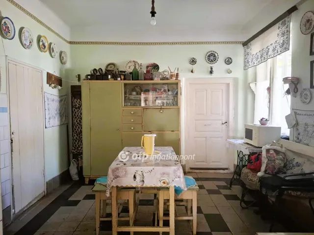 Eladó ház Biharkeresztes 72 nm