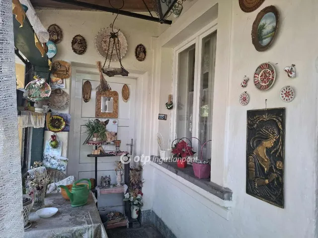 Eladó ház Biharkeresztes 72 nm