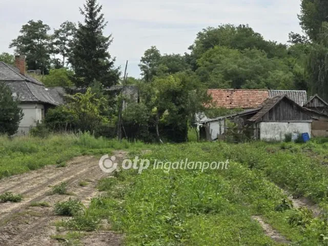 Eladó ház Vámospércs 80 nm