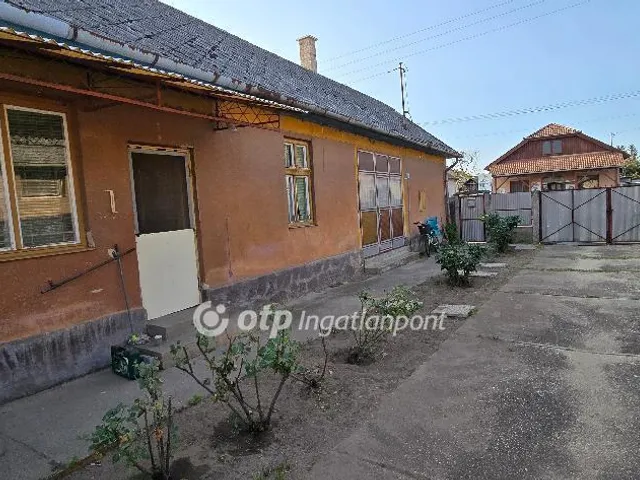 Eladó ház Hajdúhadház 67 nm