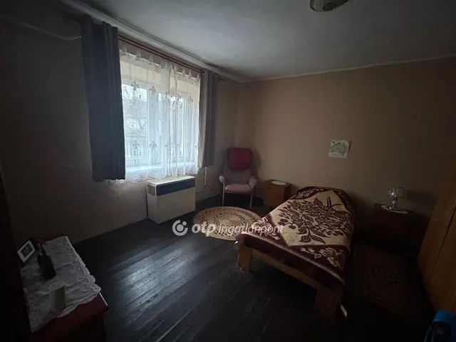 Eladó ház Zsáka 96 nm