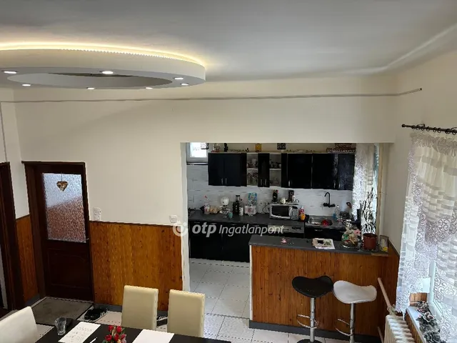 Eladó ház Görbeháza 158 nm