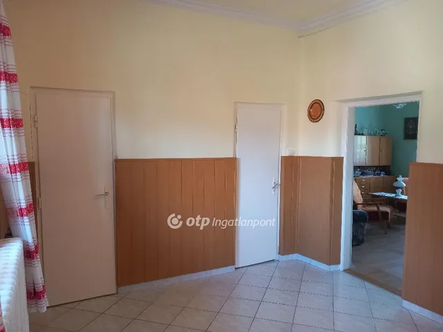 Eladó ház Mikepércs 70 nm