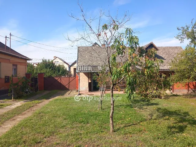 Eladó ház Mikepércs 70 nm