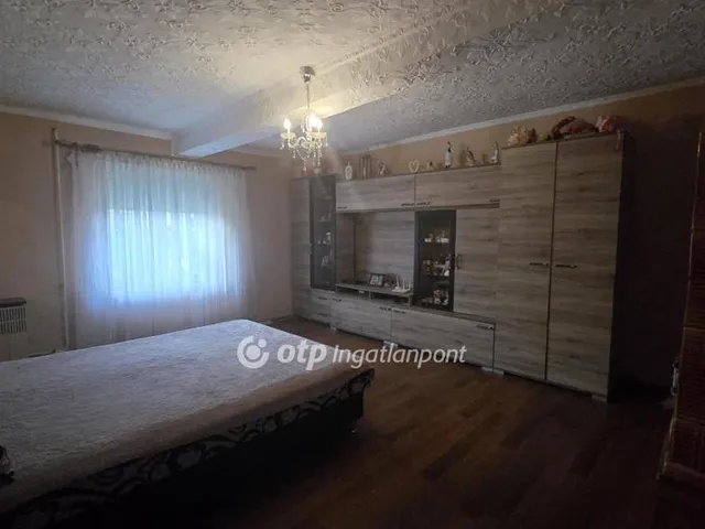 Eladó ház Tetétlen 64 nm