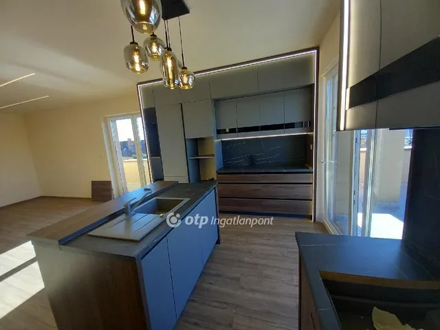 Eladó ház Debrecen, Veres Péter-kert 122 nm