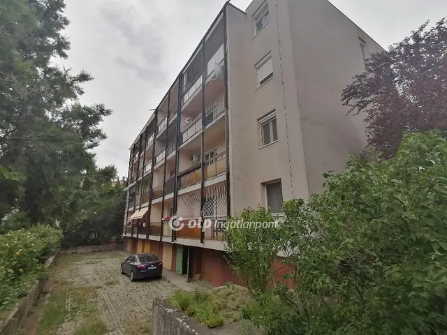 Eladó lakás Debrecen 71 nm