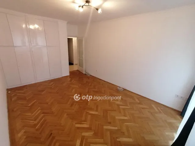 Eladó lakás Debrecen 71 nm