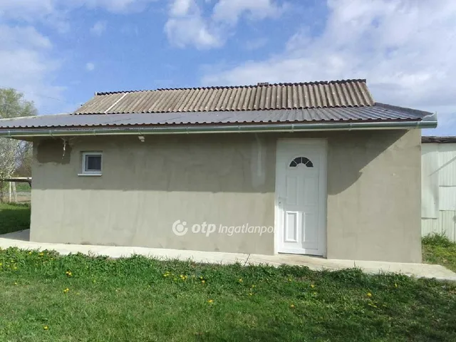 Eladó ház Derecske 46 nm