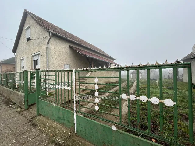 Eladó ház Egyek 108 nm