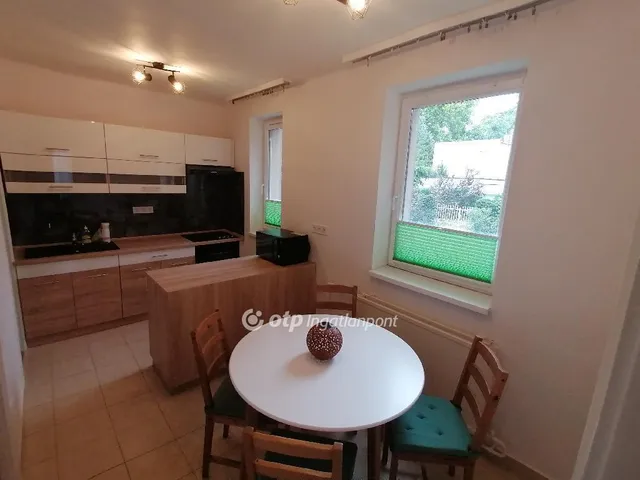 Eladó lakás Debrecen 71 nm