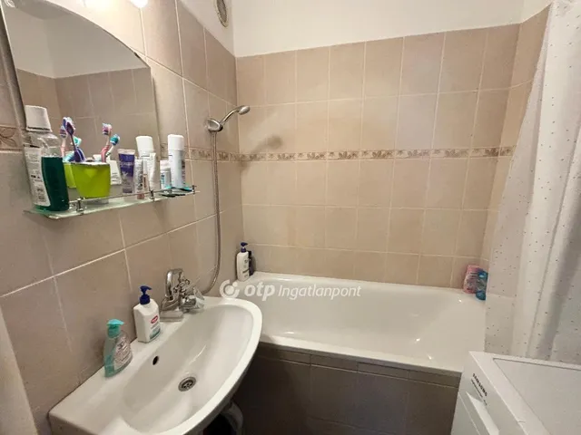 Eladó lakás Debrecen 71 nm