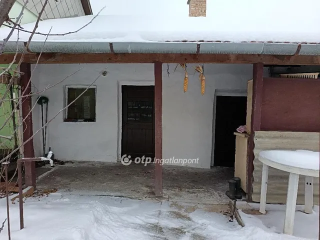 Eladó ház Tépe 50 nm