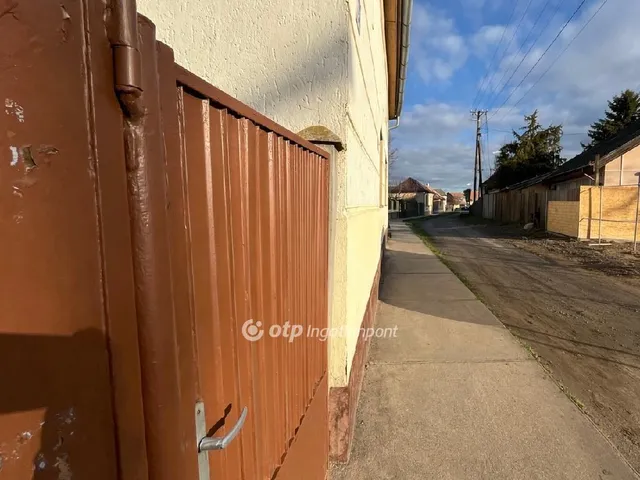 Eladó ház Derecske 127 nm