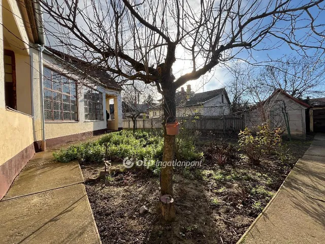 Eladó ház Derecske 127 nm