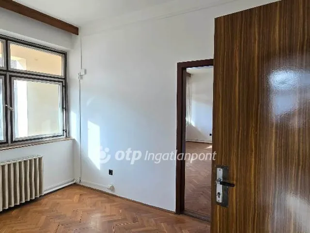 Eladó kereskedelmi és ipari ingatlan Létavértes 600 nm