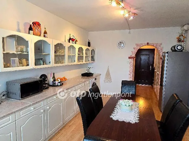 Eladó lakás Debrecen 72 nm