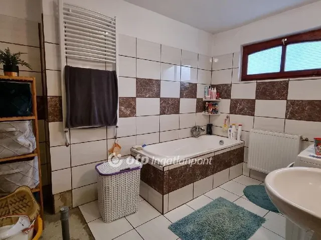 Eladó ház Kaba 69 nm