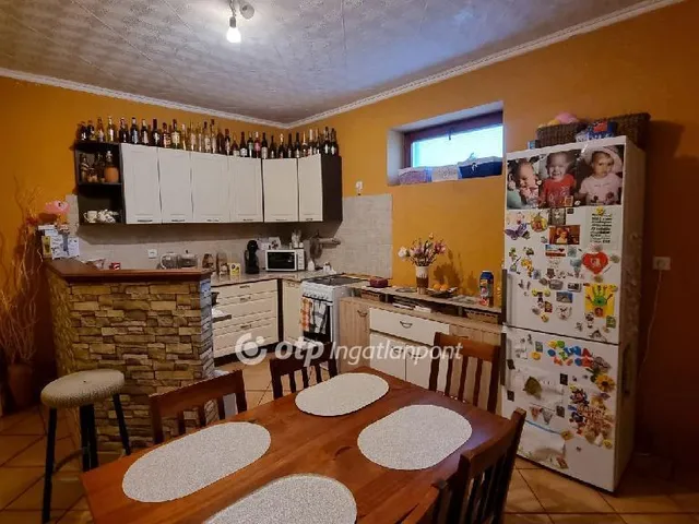 Eladó ház Kaba 69 nm