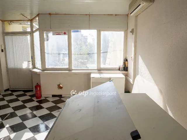 Kiadó ház Debrecen 200 nm