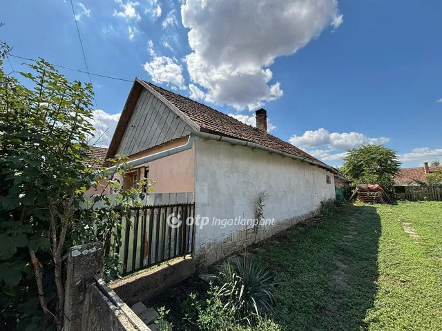 Eladó ház Zsáka 44 nm