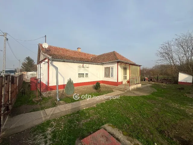 Eladó ház Zsáka 80 nm